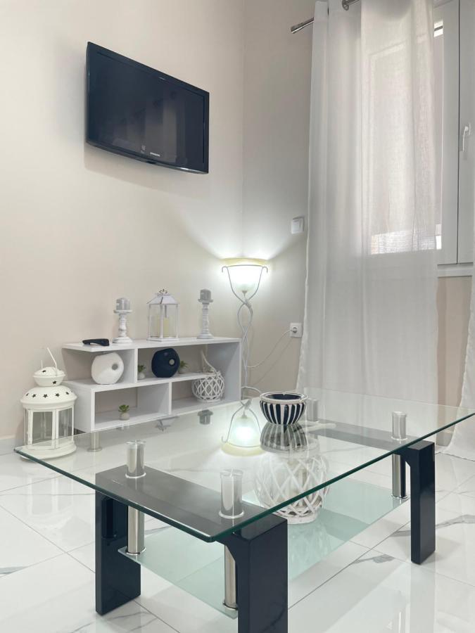 Aiginetan Apartments Aegina Luaran gambar