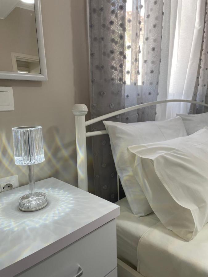 Aiginetan Apartments Aegina Luaran gambar