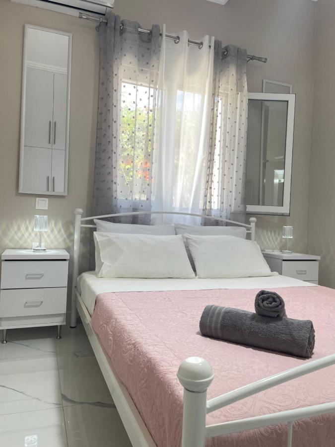 Aiginetan Apartments Aegina Luaran gambar