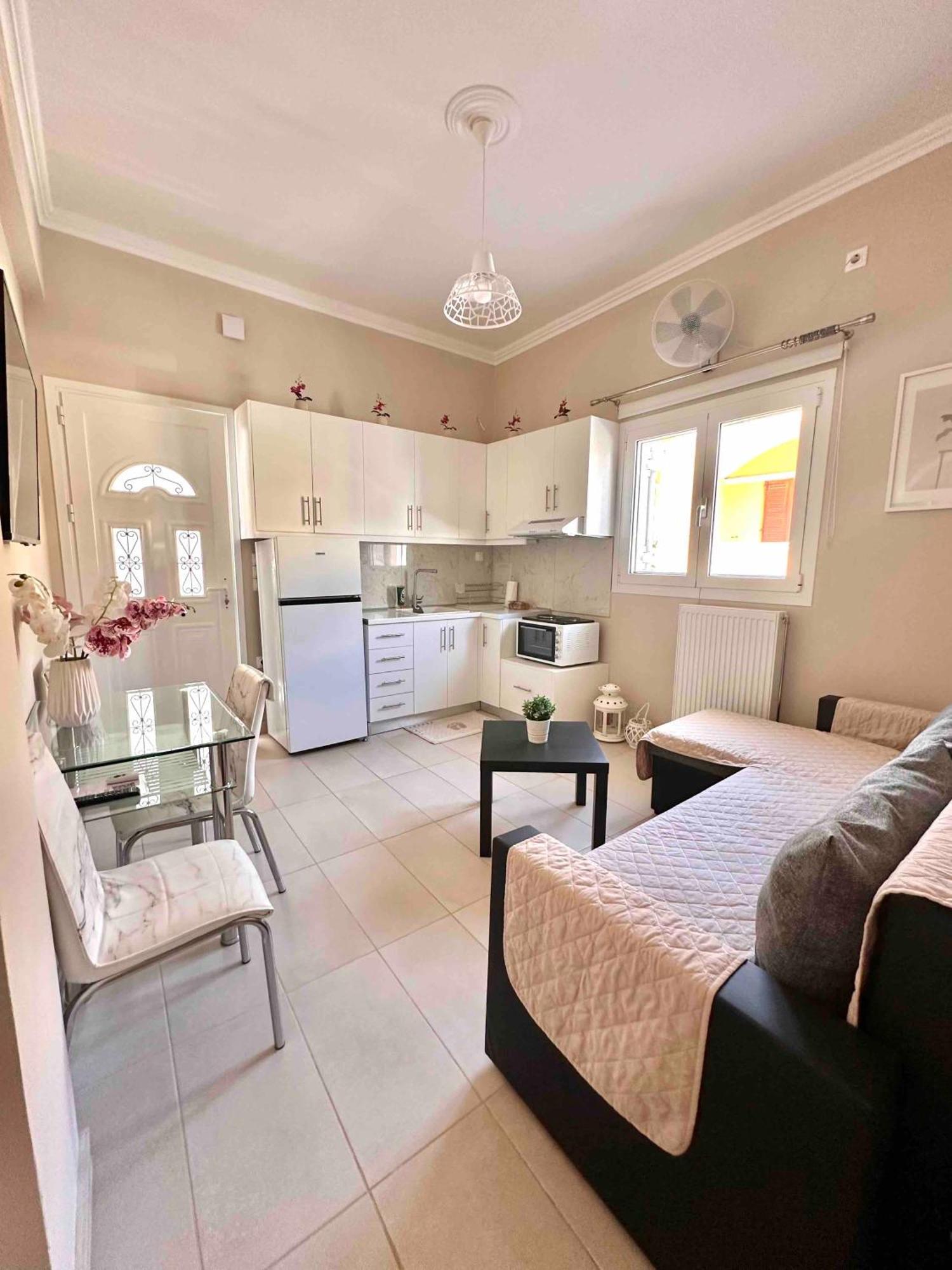 Aiginetan Apartments Aegina Luaran gambar
